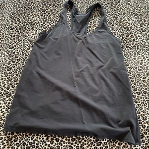 Lululemon tank size 8